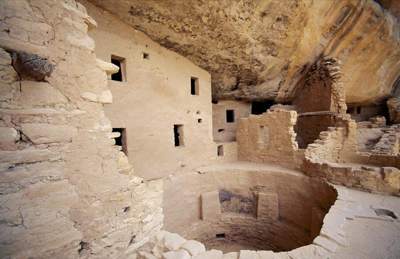 The anasazi built over 600 homes in the canyon walls of Mesa Verde National