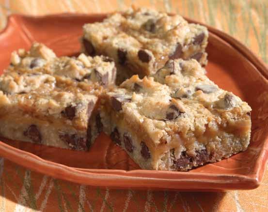 margarine, softened 1 egg 1 package (12 ounces) semi-sweet chocolate chips FILLING 1 can (14 ounces) sweetened condensed milk 1/4 cup Karo Light Corn Syrup 1 package (8 ounces) toffee bits TO MAKE