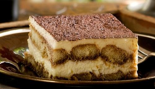 Peanut Butter Cheesecake 1-10" Cake 14 pc 8849