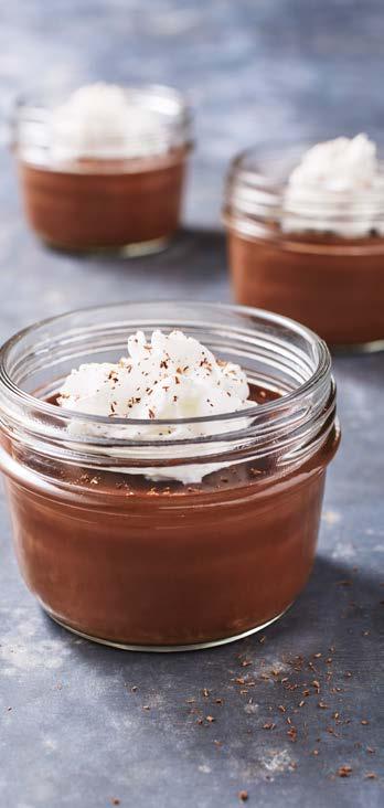 CHOCOLATE CAFÉ PUDDING MAKES 4 SERVINGS Place sugar, cocoa powder and cornflour into a medium saucepan and mix well. Whisk in milk, coffee, vanilla and heat.