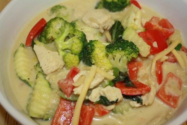 Declare your choice of chicken, beef, pork, or go meat-free with tofu! RED CURRY *GF* $ 8.00 Savor a passionate new twist with some color!