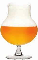 at the rim, in a way to hold the dense and thick foam vertically A form that is evocative of wheatear 420748 455 cc Slightly narrowing rim that collects the fruity flavour of the wheat beer A thin