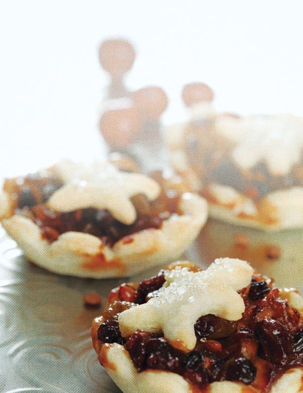 Mincemeat Tarts Dessert SERVINGS 1½ dozen PREP TIME 40 minutes TOTAL TIME 1 hour 30 minutes 2 tart apples, coarsely grated or finely chopped 2 firm, ripe pears, coarsely grated or finely chopped 1
