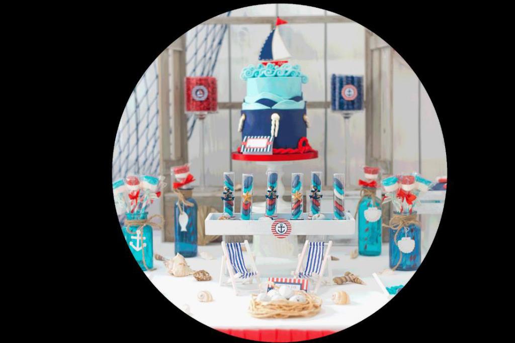 Usually one month before the approximate date of birth, a party is organised with the future mum and her friends to celebrate the baby to