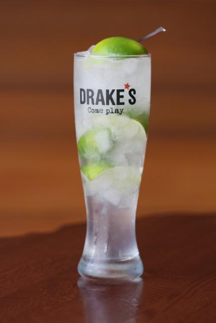 Add vodka and top with ice. Add soda and flip into mixing tin. Pour into 16 oz Drake s Pilsner. Top with float of RazzMatazz. Skinny Margarita VESSEL: 16 oz Drake s Pilsner 1.