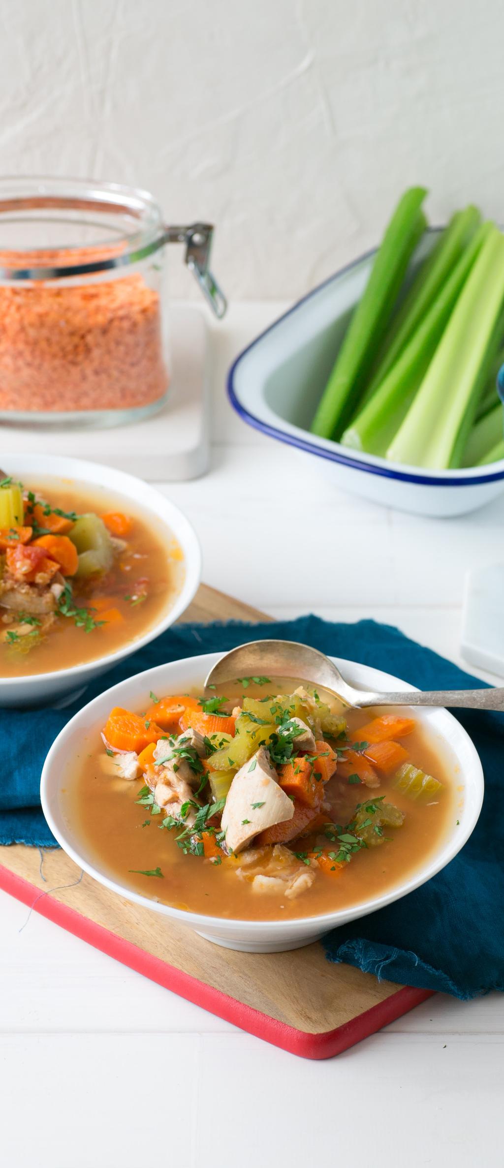 CURRIED CHICKEN & LENTIL SOUP Prep Time: 10 mins Cooking Time: 60 mins Soups are perfect slow cooking recipes. This delicious and hearty recipe can be made in a slow cooker or on the stove.