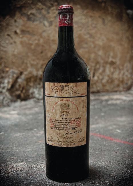 341 AN EXCEPTIONAL PRIVATE COLLECTION OF CLARET Chfteau Mouton-Rothschild 1947 Pauillac, 1er cru classé Ex Christie s Sale 6367, lot 451. Very worn and corroded capsule. Reserve de château label.
