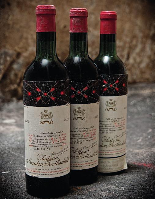 Level: top-shoulder 1 magnum per lot 4,000-6,000 5,600-8,300 342 Chfteau Mouton-Rothschild 1959 Pauillac, 1er cru classé In second-hand wooden case. Two corroded capsules.