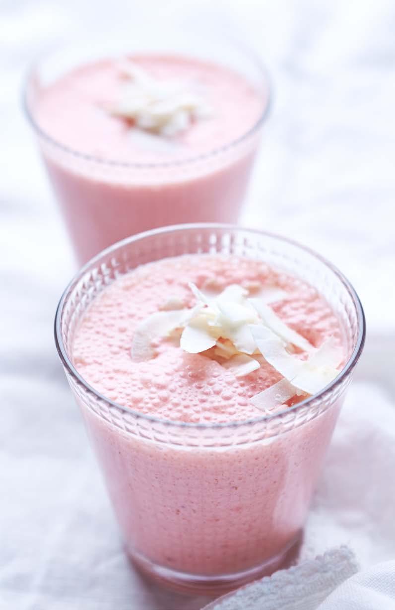 STRAWBERRY COCONUT SMOOTHIE SERVES: 1-2 TIME: 5 MINUTES 1 cup frozen strawberries handful of raw spinach 12 ounces coconut milk 1 tablespoon raw honey 1 teaspoon bee pollen 1 scoop of pure bone broth