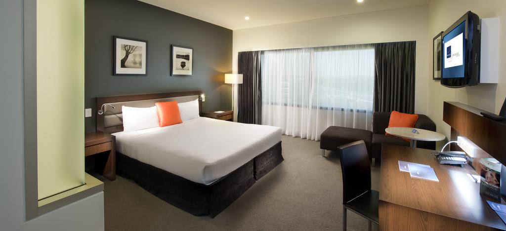 VENUE Novotel Brisbane Airport offers a blend of premium accommodation options to cater for the conference and event traveller.