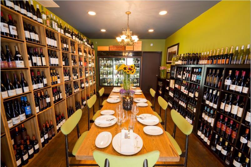 PRIVATE DINING THE WINE CLOSET THE PANTRY BAR & MAIN ROOM CAPACITY: UP TO 10 PEOPLE (MAX.