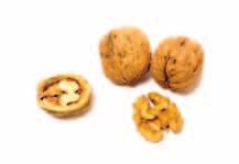 They have a well-sealed shell and a pearly-white kernel. Chandlers have the highest color grade for all walnut varieties.