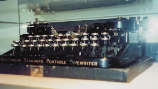 Slika 6. Pisa a mašina Roberta Musila u stalnom postavu muzeja Klagenfurtu biti nastavljen i da se 1999. može o ekivati njegovo tre e izdanje.