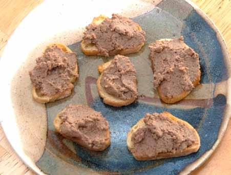 croûtes with pâté in advance and then serve them to your guests.