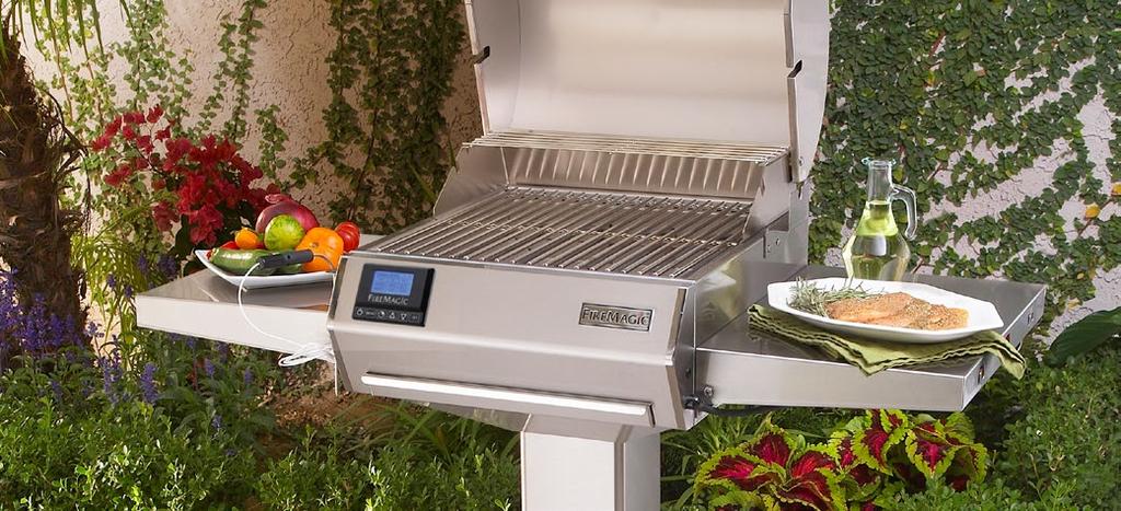 inches of grilling space Stainless steel cooking grids 120 volt.