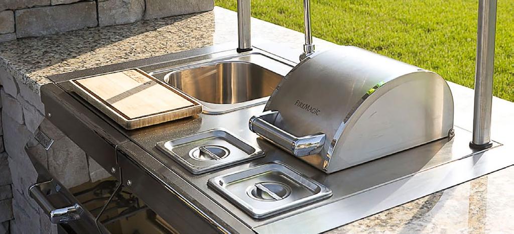 ACCESSORIES SIDE BURNERS, REFRIGERATION & MORE Echelon sideburners are designed as companion side cookers for the Echelon Diamond Grills.