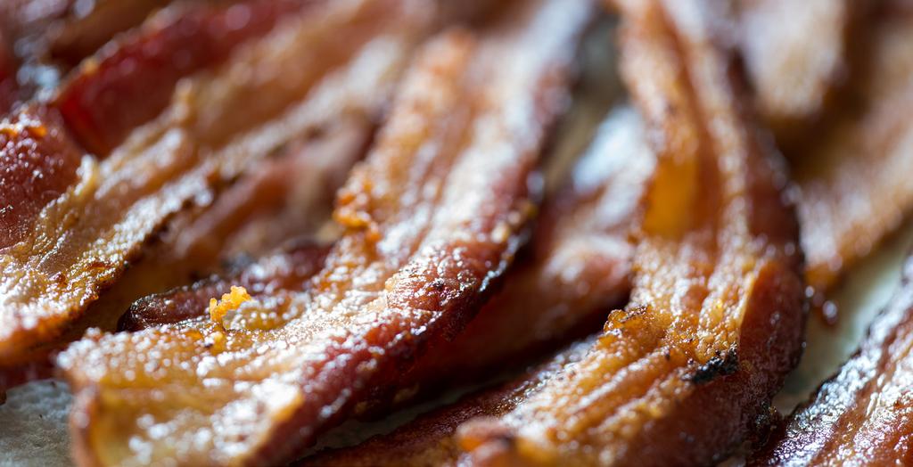 baconis This is what Want to try something new an interesting? Try this sweet and salty bacon dish. Yum! 1. Sauté the bacon slices in a hot skillet with butter until crisp.