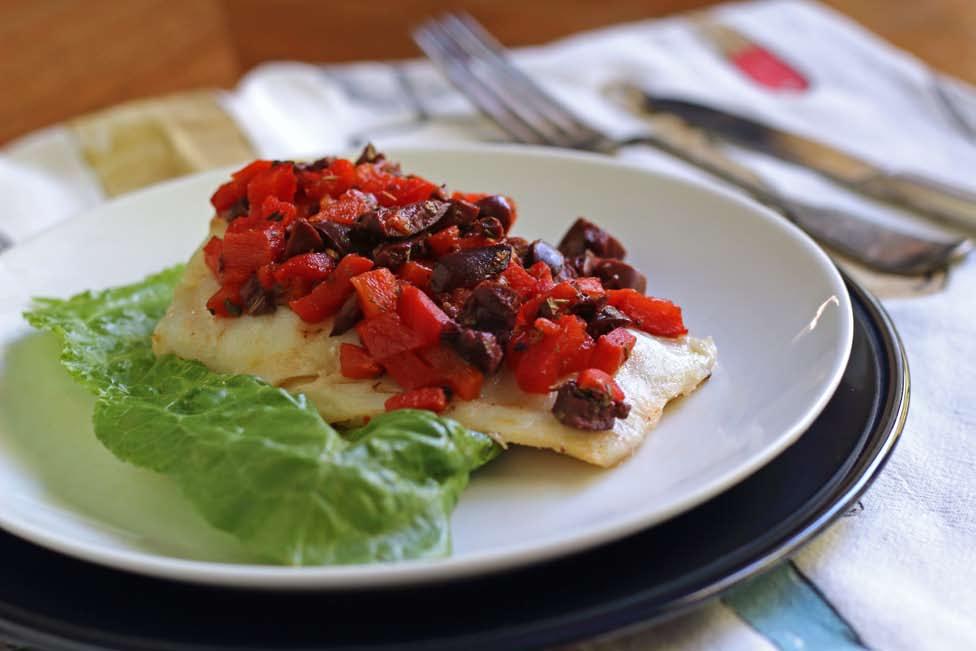 PREP TIME 10 MINUTES COOKING TIME 6-8 MINUTES 4 PIECES OF COD FILLET 1 JAR, ROASTED RED PEPPERS 1 JAR, KALAMATA OLIVES, SLICED 8 OZ OF CAPERS SALT AND PEPPER TO TASTE ¼ CUP OLIVE OIL 2 TSP ITALIAN