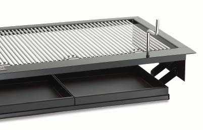 OPERATION Simple to use, this elegant charcoal grill has the added benefi t of an adjustable charcoal pan to allow you to change the height of the charcoal while cooking.