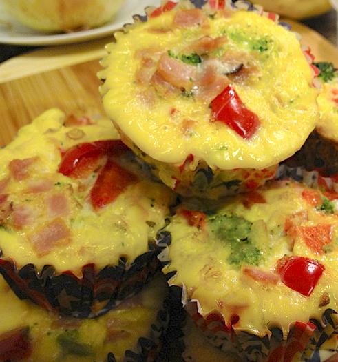 Week Plan Recipes Week of September 10 - September 16 Omelet Muffins Total Time: 30 minutes Cook Time: 30 minutes Calories 325 Carbohydrate 7g Protein 26g Fat 21g 8 large egg(s) 1/ 8 cup(s) water 1/