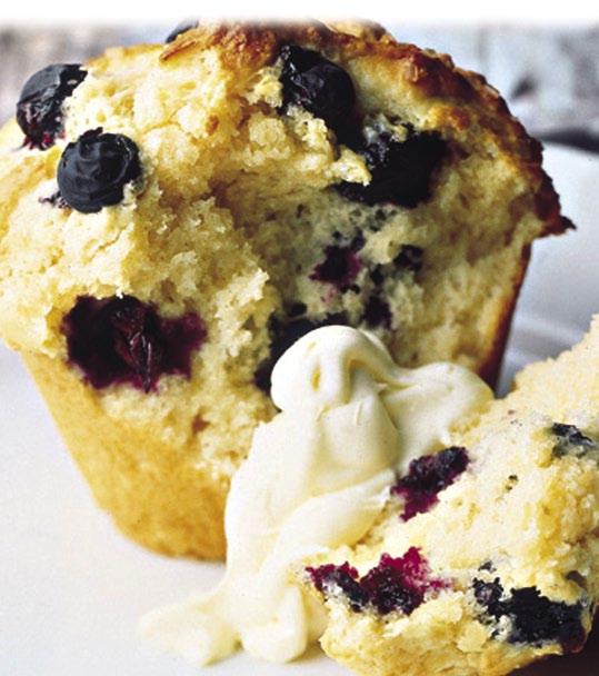32 > HOME BAKING sweet and savory muffins > 33 classic blueberry muffins Cooking time: 30 minutes - Preparation time: 15 minutes 1.