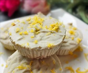 Zesty Lemon Cheesecake Fat Bombs Makes 14 Servings Per Serving: Cal 92, Net Carbs <1 1/4 cup coconut oil, melted 4 tbsp grass-fed butter, softened 4 oz softened cream cheese zest of 1/2 lemon
