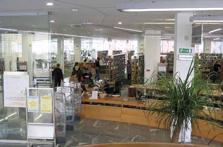 Knjižnica Velenje, Šaleška 21, stopnišče (2005)