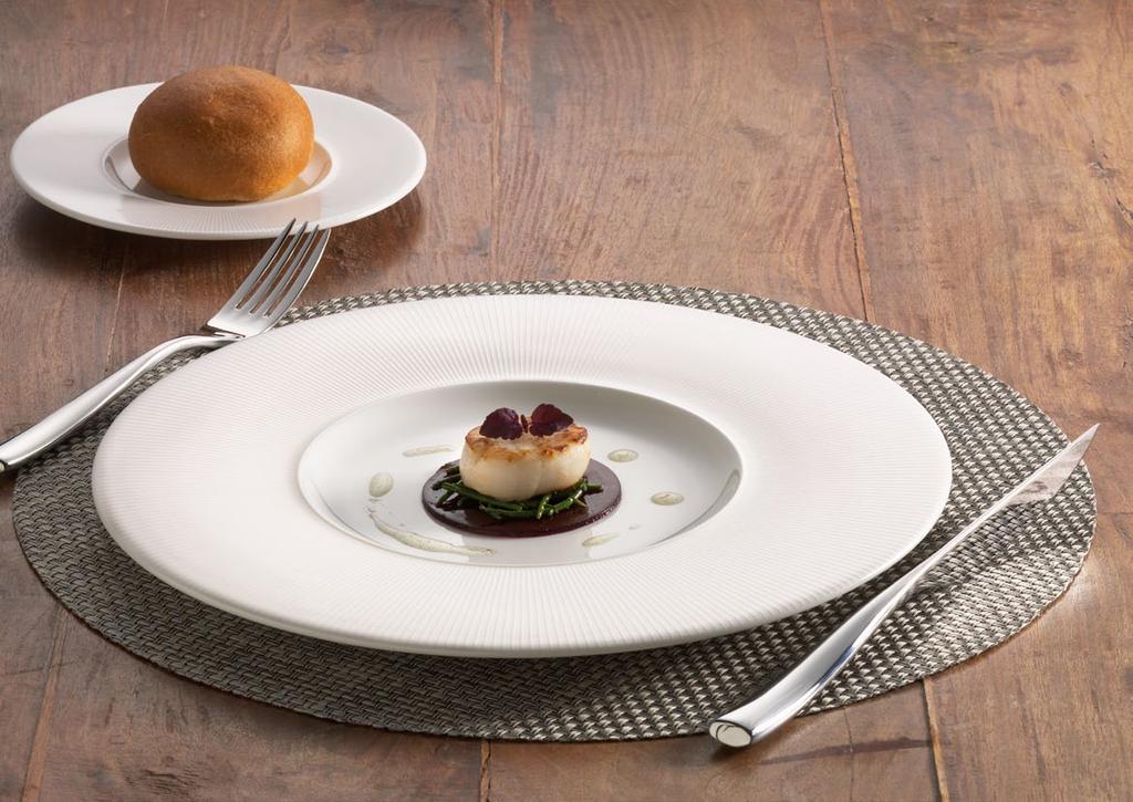 Compass A timeless and unique line in which every dish will shine again and again. The plates are feather light and are available with a smooth or finely 1. Compass Dinner Plate 2. Compass Plate 3.