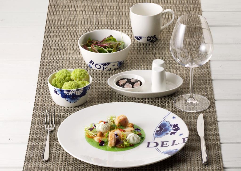 St.James in Delft Blue Stylish and original: serve your meals on centuries old Dutch craftsmanship. St. James Porcelain and Royal Delft started an exclusive cooperation in order to make authentic Delft Blue available for hospitality services.