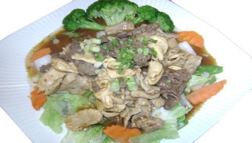 00 THAI STIR FRY Stir fry dishes come with a vegetable spring roll, a choice of salad or soup of the day and steamed jasmine rice. Sorry, no substitutions. Chicken, Beef or Pork...........7.