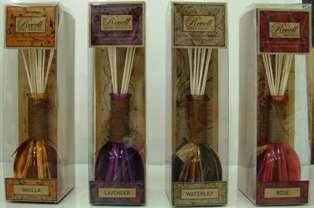 300ml Reed Diffuser in colorful bottle Min Order: 6 pcs Qty : 6 pcs/ctn Flavours: