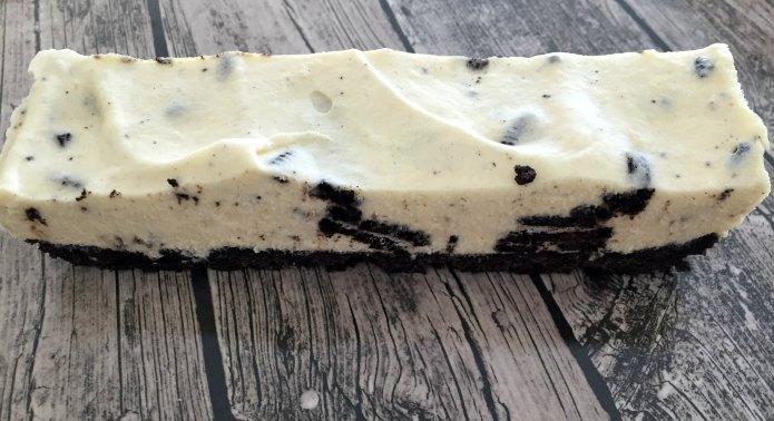 OREO CHEESECAKE SLICE 400g of Oreo Original Cookies 80g of butter melted 375g block of cream cheese softened ½ cup of caster sugar 1 tsp of vanilla essence 1 cup of cream 3 tsp of powdered gelatine ¼