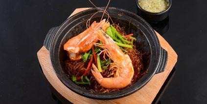 200.- 928. PHAD KRA PAOW KUNG Wok fried shrimp with chili, garlic, soy sauce and crispy fried hot basil 929.