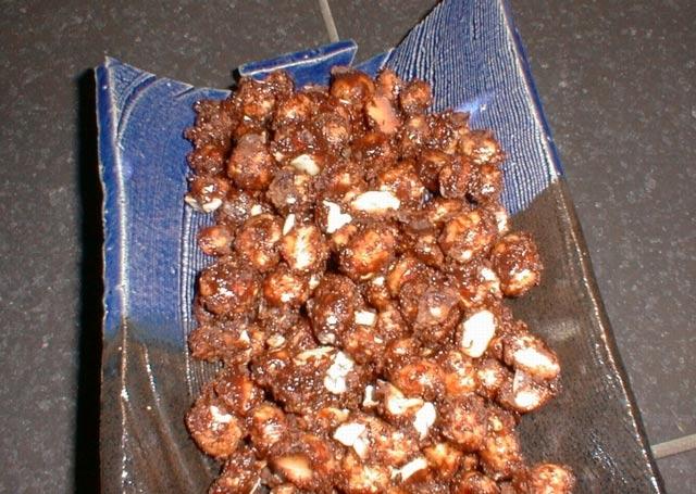 Makes servings. minutes -Cocoa-Glazed Toasted Macadamia Nuts Servings Per Recipe from fat Total Fat. g Saturated Fat. g Sodium mg Carbohydrate. g Dietary Fiber. g Protein. g, calorie diet.