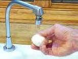 (3) Rinse the egg under cool running water if needed to remove