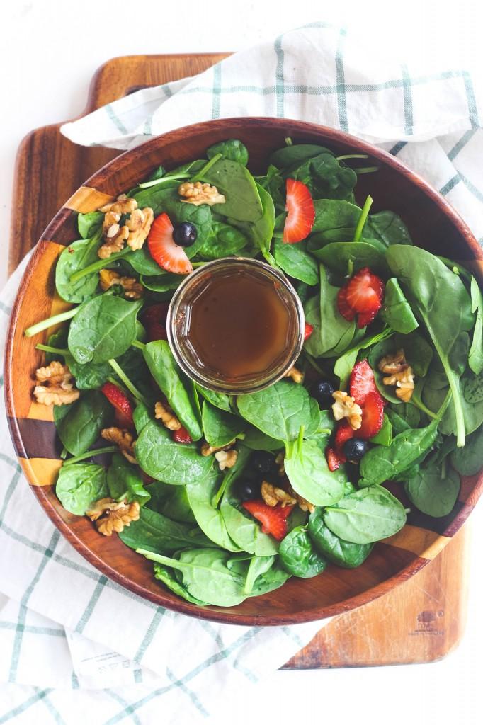 Spinach Salad with Strawberry Balsamic Dressing salad ingredients: baby spinach sliced strawberries blueberries walnuts