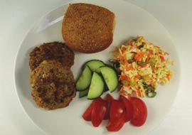 Keeps you going Main meals following the HEALTHY PLATE model Steak, roast vegetables and beans Spaghetti bolognese and salad Stir fry with rice Mince patty, bread roll, coleslaw, tomato/beetroot