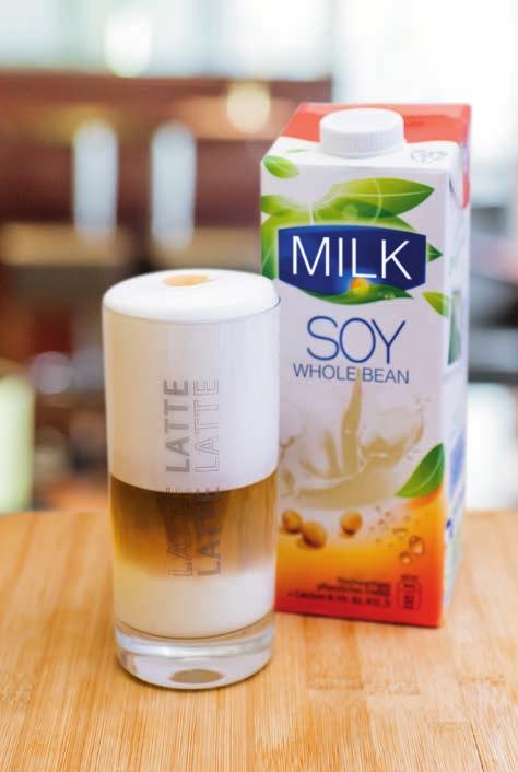 EASY MILK 1 Hot and cold milk, hot milk foam fully automatic via the beverage outlet.