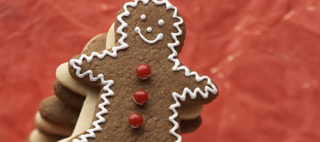 GINGERBREAD COOKIES SERVINGS PER RECIPES: 36 (3-INCH) COOKIES, CARB GRAMS PER SERVING: 12 ¼ cup butter, softened ¼ cup 50% to 70% vegetable oil spread ½ cup packed brown sugar* ¼ teaspoon ground