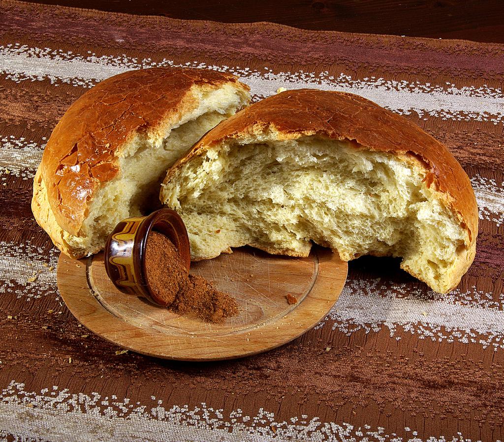 TRADITIONAL BULGARIAN CUISINE RECIPE TRADITIONAL BREAD After baking, the loaf of bread shall be