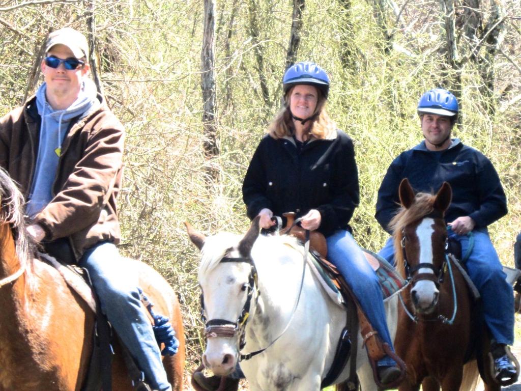 Activity Winterfrost Farms is back again this year with rides through the vineyard. Proceeds generated from this ride support the horse rescue effots of Winterfrost Farms. Reservations Open March 1st.