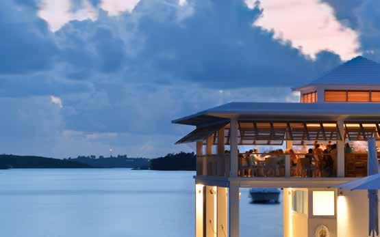 Situated on the water s edge at Hamilton Princess & Beach Club, 1609 treats guests to uninterrupted harbour views from all vantage points.