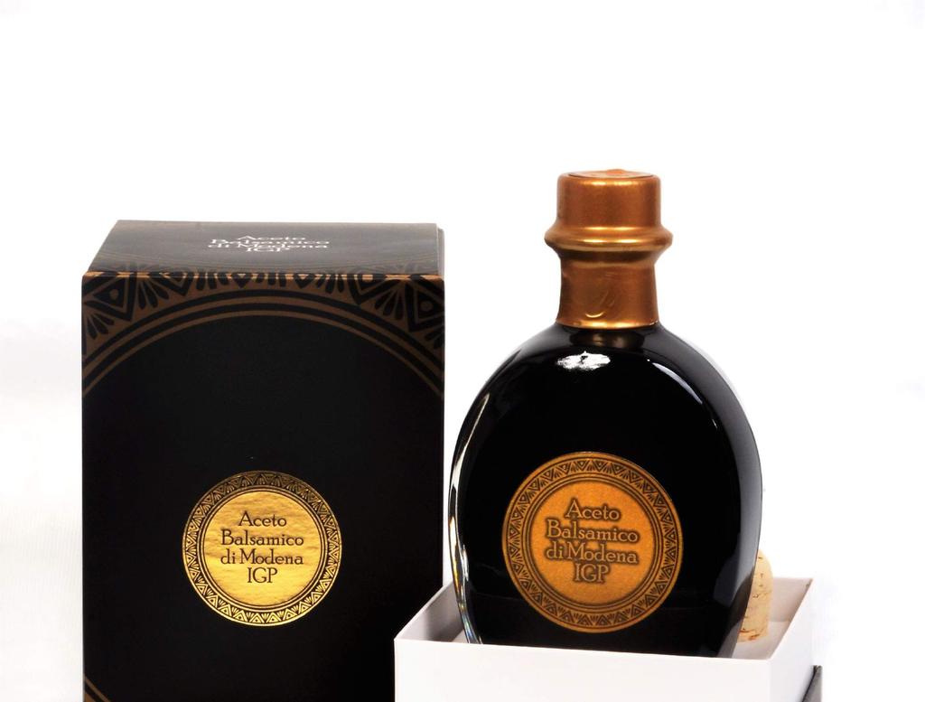 Balsamic Vinegar Giftbox GOLD line - DI14 1 Balsamic Vinegar of Modena 250ml A product of the Emilian territory, this balsamic vinegar is clear and bright with an intense dark brown