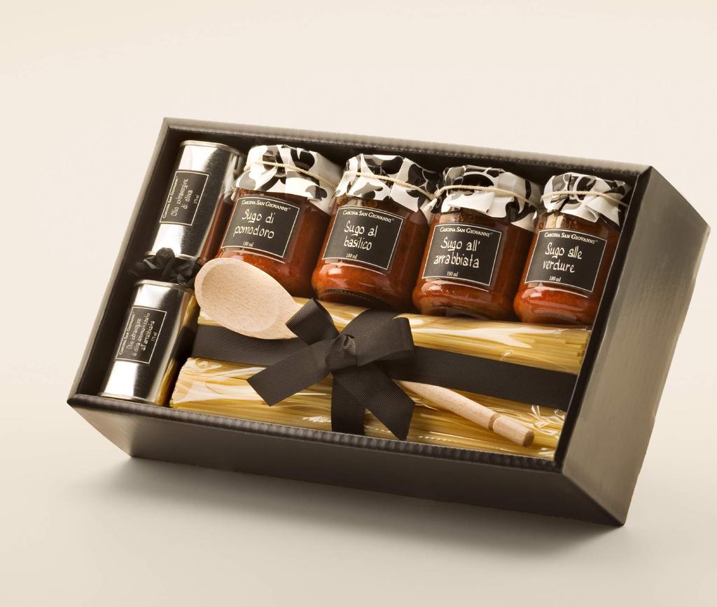 Midnight Gift Box - DI02 2 Spaghetti 500g 2 Olive Oil Tins 1 Tomato Sauce 180g 1 Basil Tomato Sauce 180g 1 Arrabbiata Sauce 180g 1 Tomato Sauce With Vegetable 180g 1 Wooden Spoon There is nothing