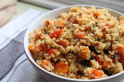 MAKE AHEAD - MEAL PREP ROASTED VEGGIE COUSCOUS 200g Sweet Potato 2 Peppers 1 Courgette 1 Tbsp Moroccan Seasoning 2 Chicken / Vegetable Stock Cubes 200g Couscous Pre-heat oven. Dice vegetables.