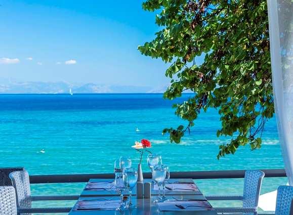30 p.m. PARALIA restaurant - seats 150 Restaurant based on the traditional Greek cuisine with an elegant twist of modernity. Choice of Table d Hôte menu.