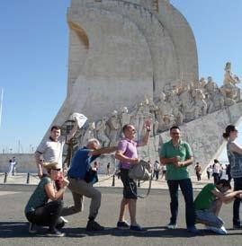 We divide the group into teams, and then give them the following tasks to complete: Find the places marked on the map; Take funny group pictures in each point; Answer questions about Lisbon; Find and