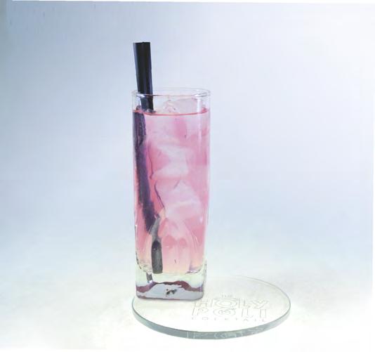 Holy Ciliegie Ciliegie di Poli ¾ oz (2,2 cl) Ciliegie di Poli 1¼ oz (3,75 cl) Gin 2 oz (6 cl) Sweet and Sour Mix Top with soda Stir the