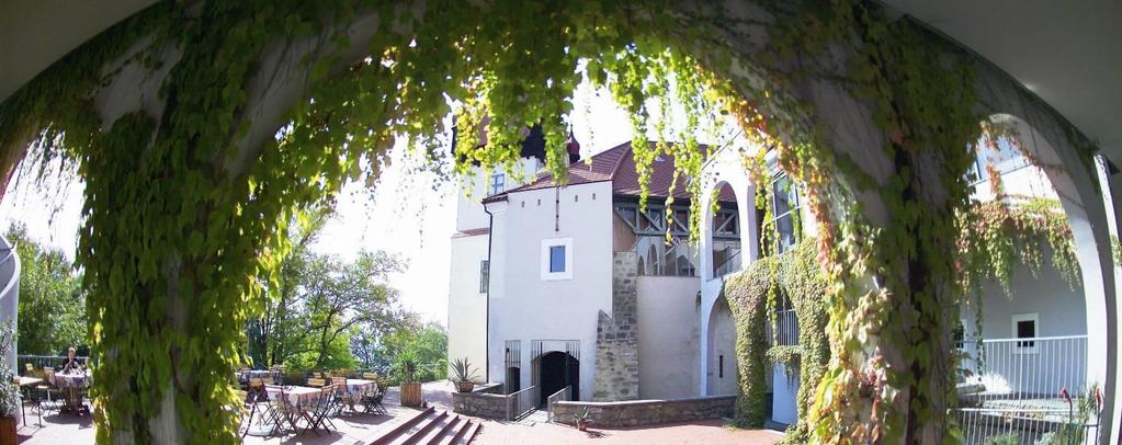 Event- and seminar rooms Hagenberg Castle Rooms m² Rent until 6 hs* Rent until 12 hs* Rent until 24 hs.