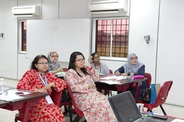 Program ini diadakan, bertujuan untuk membina jaringan antara pendidik KMB dan organisasi IB di Malaysia dan menyediakan latihan dalam meningkatkan kompetensi serta prestasi para peserta.